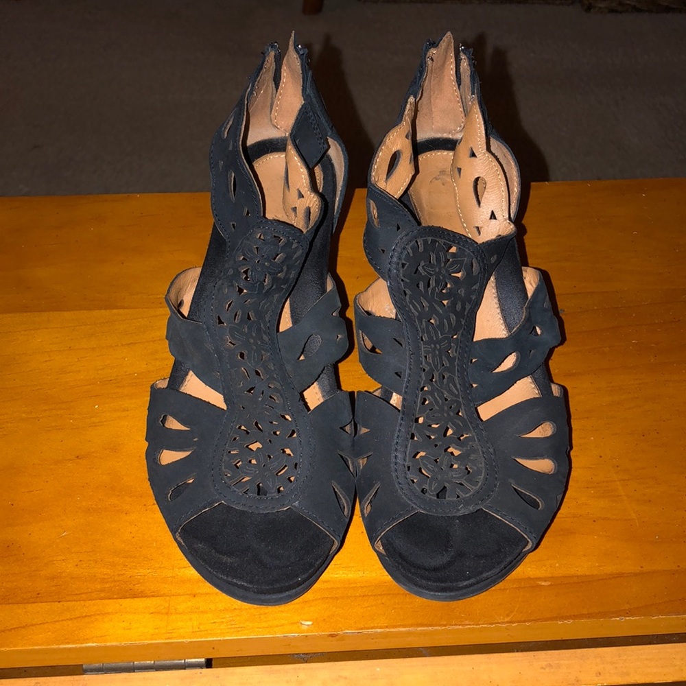 Earthies Sandals, excellent condition, size 8